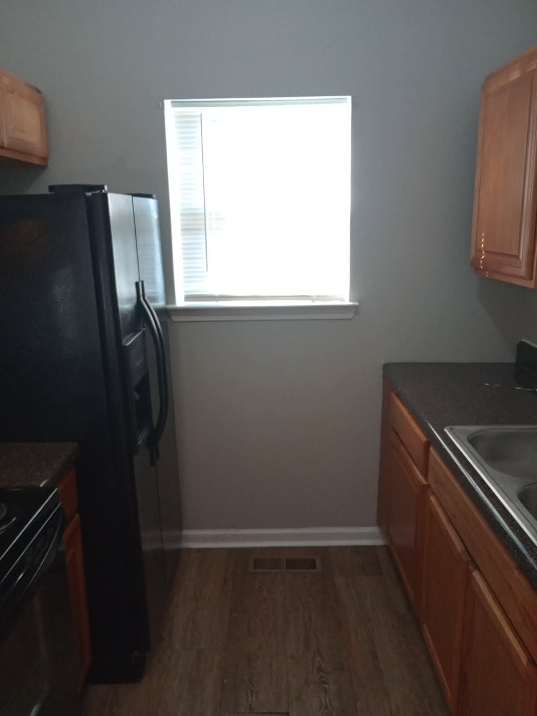 2804 Batavia St – photo 5