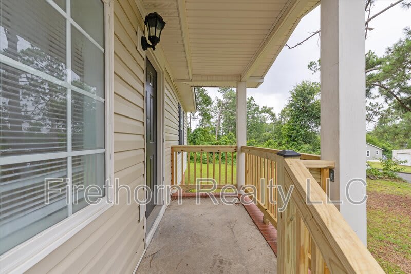 2140 Veterans Drive – photo 5