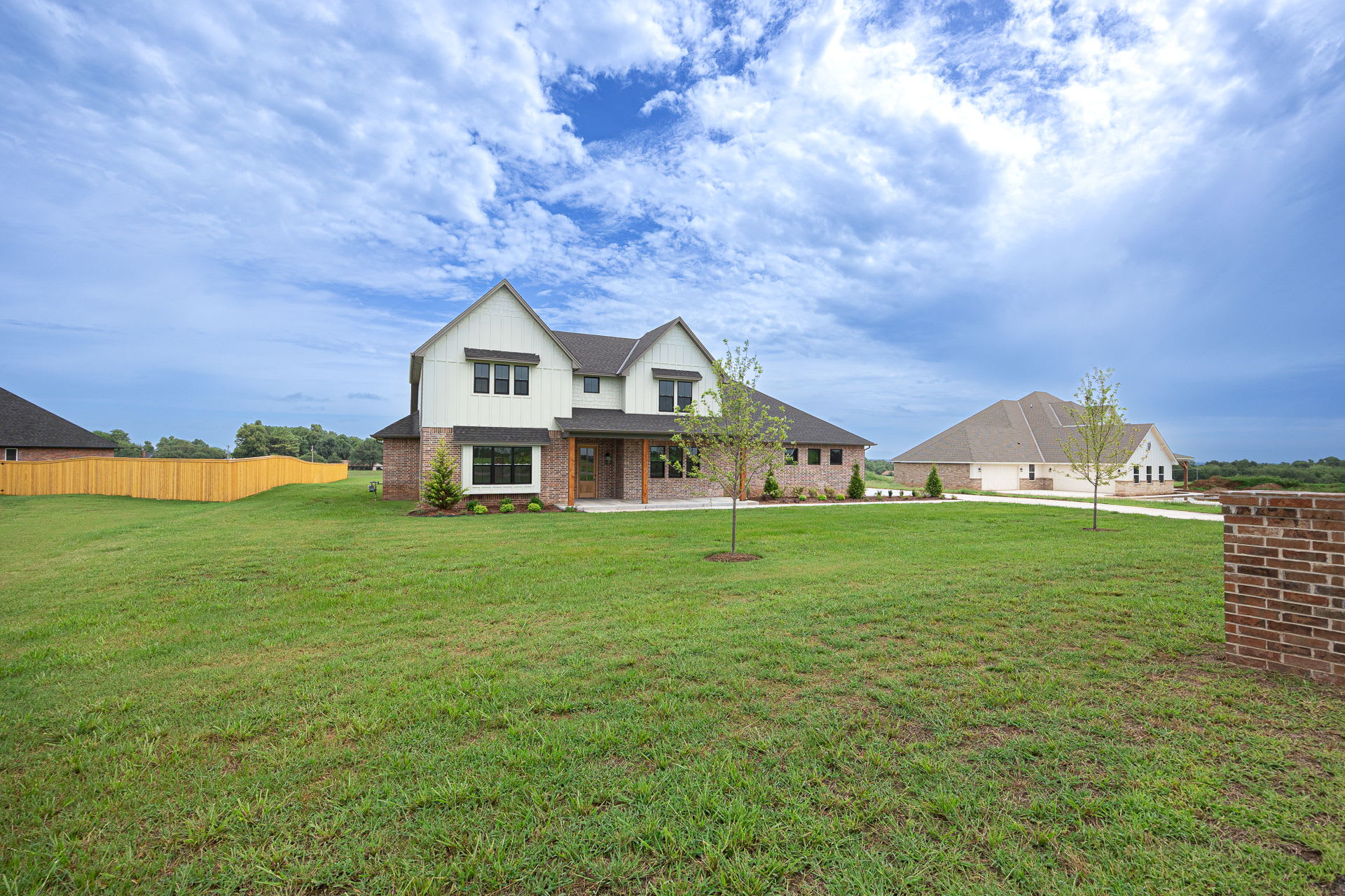 2920 Edgefield Lane – photo 3