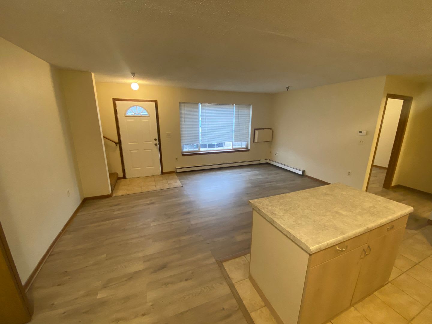 Updated 3br/2ba Townhome in Shakopee! – photo 5