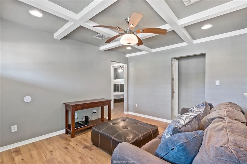702 E William Joel Bryan Parkway – photo 5