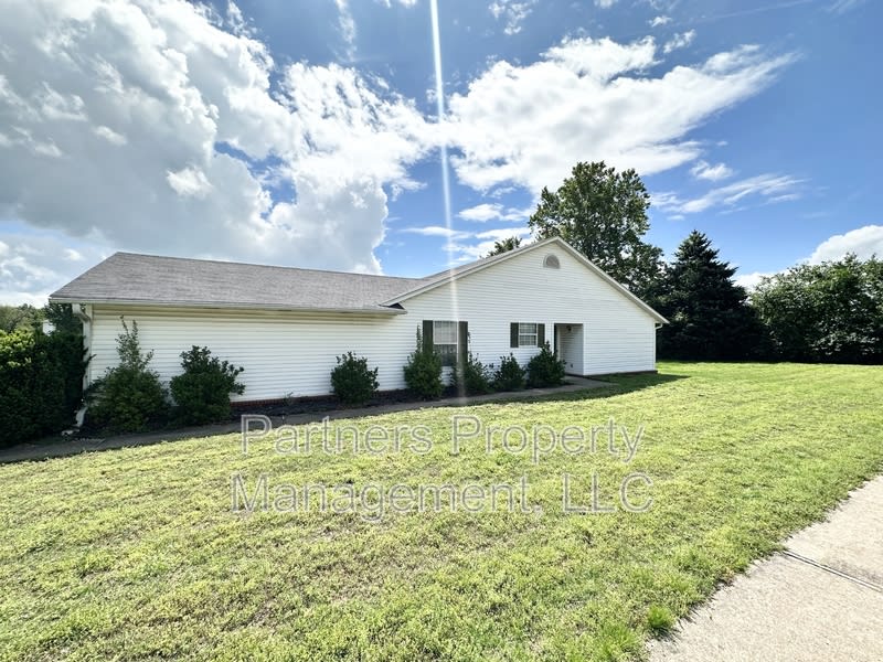 3089 Mica Street – photo 1