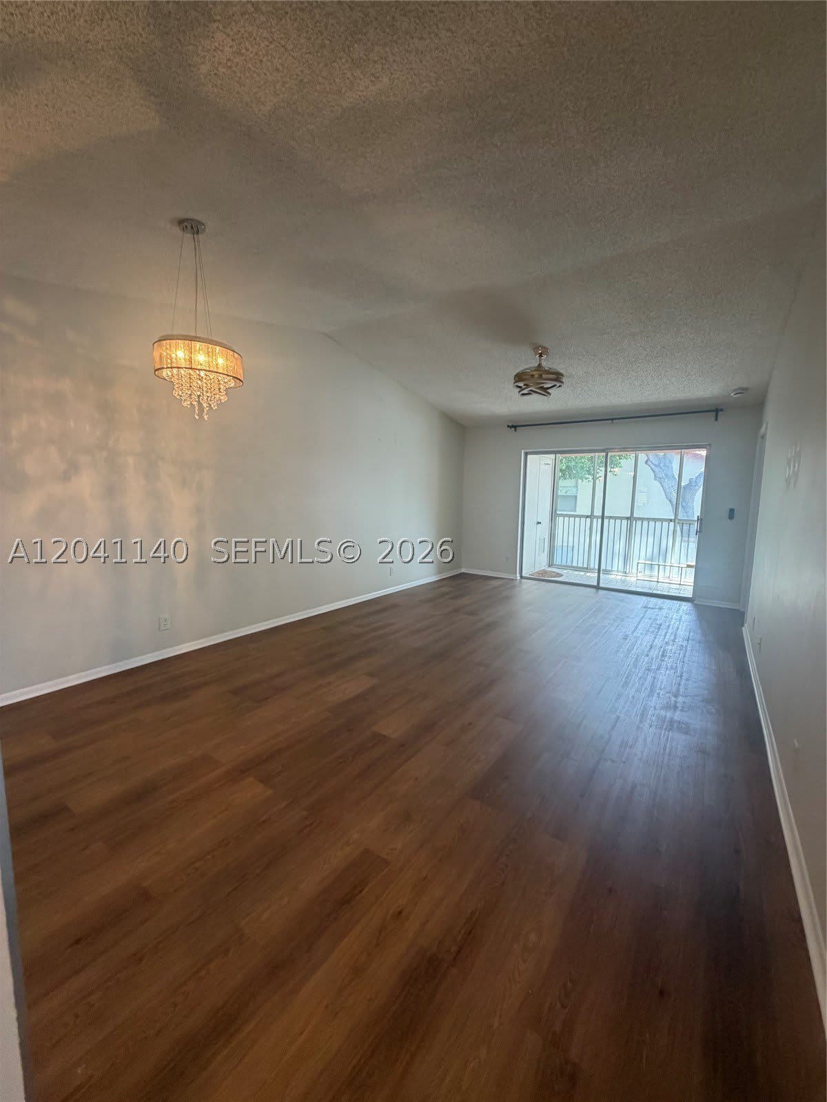 3031 Holiday Springs Blvd – photo 2