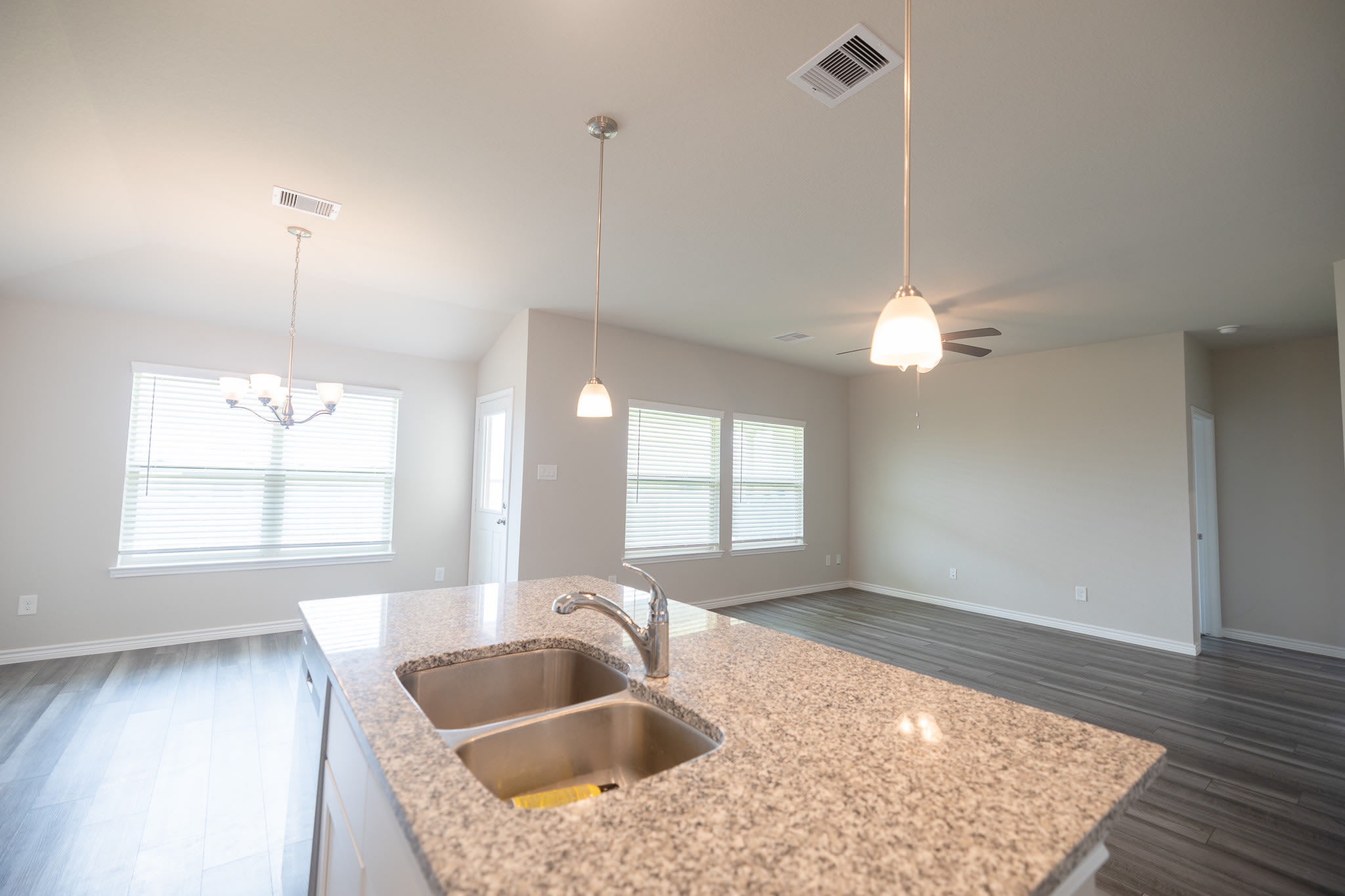 1023 Davy Street – photo 4