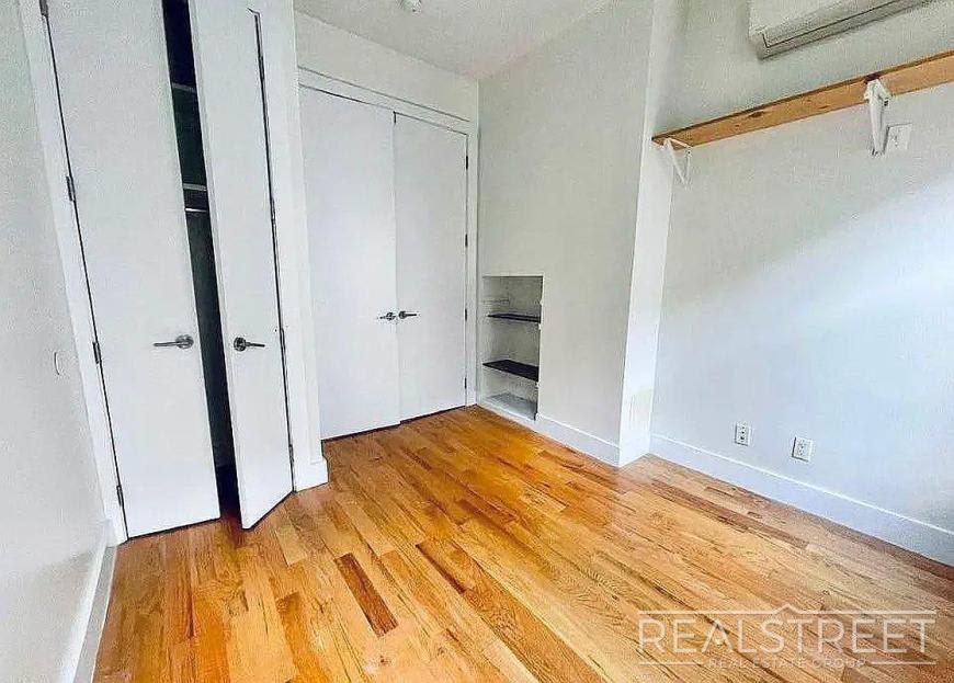 22 Catherine St – photo 5