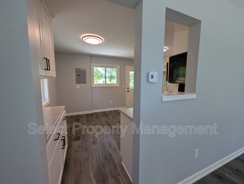 920 Courtney Drive – photo 5