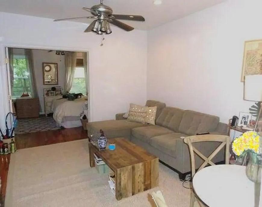 229 West 16th Street – photo 1
