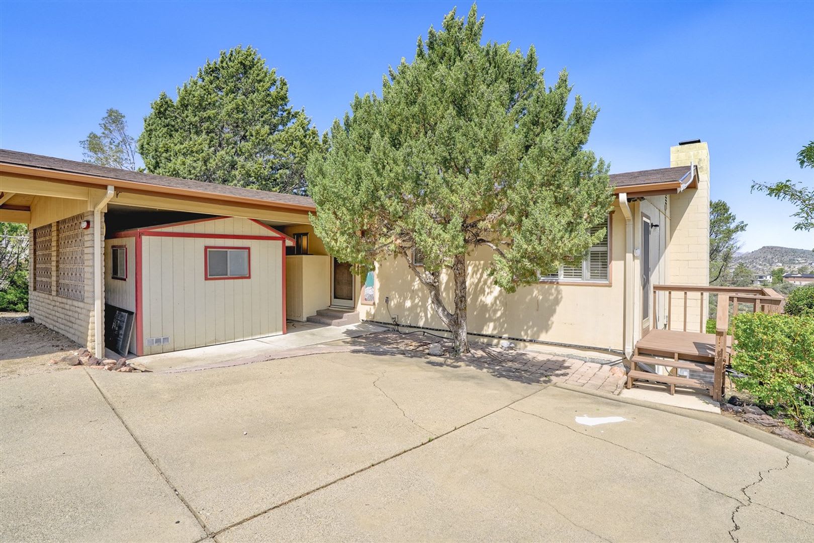 3 Bedroom, 2 Bath Home with Views in Prescott! – photo 3