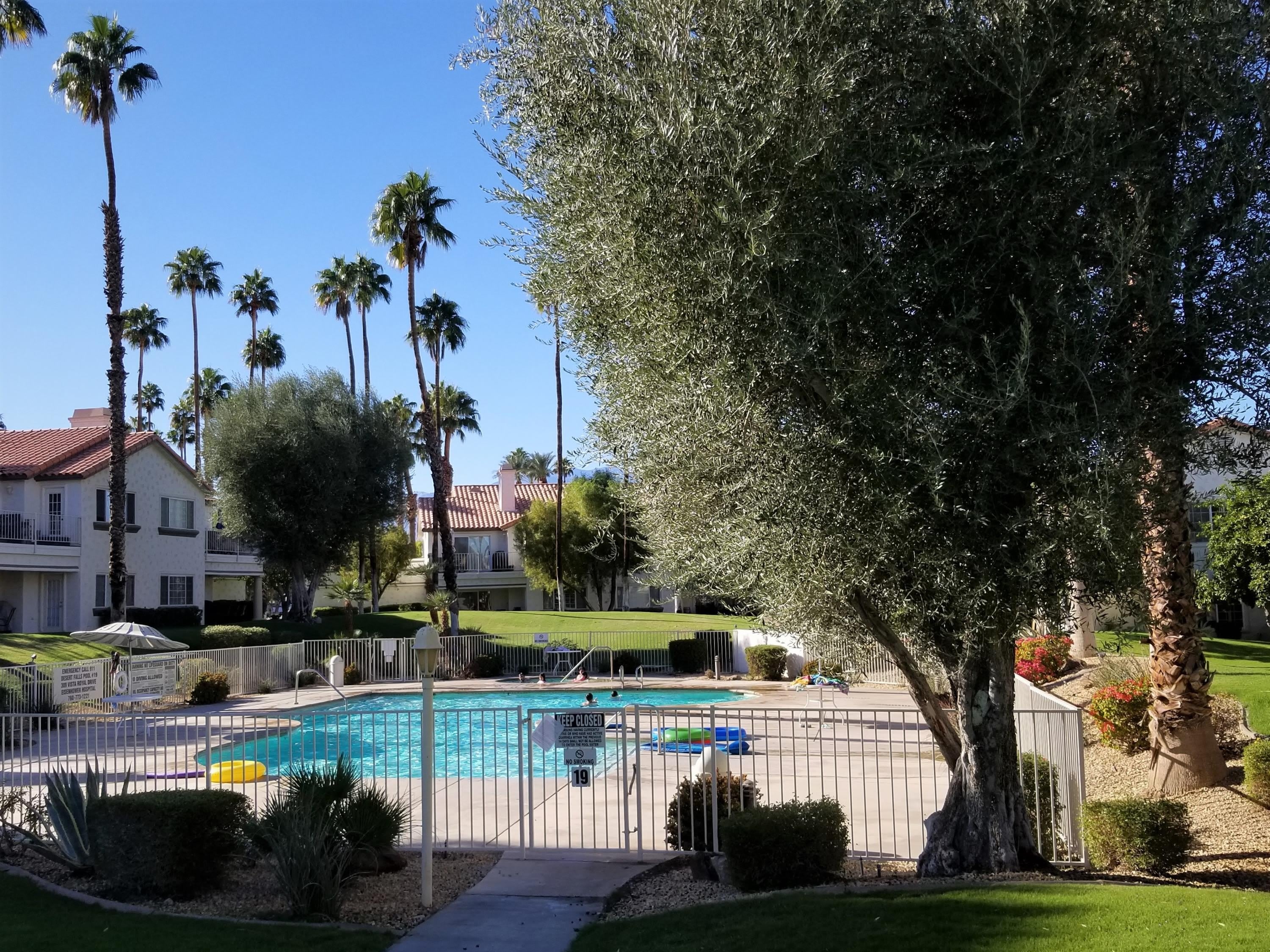 319 Vista Royale Drive – photo 3
