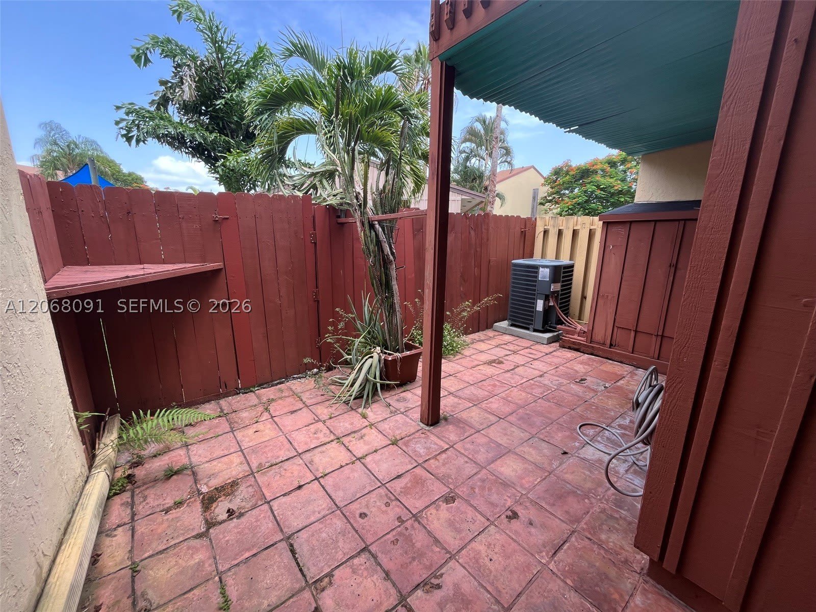 463 SE 14th St – photo 5