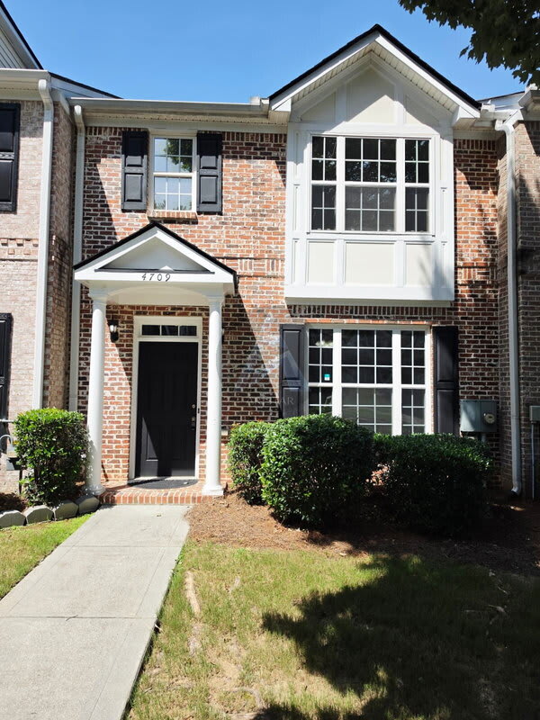 4709 Liberty Square Drive – photo 3