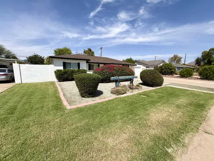 2514 East Campbell Avenue – photo 2