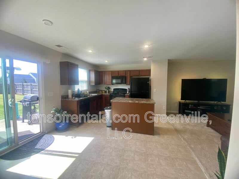 4 Tattershall Road – photo 4