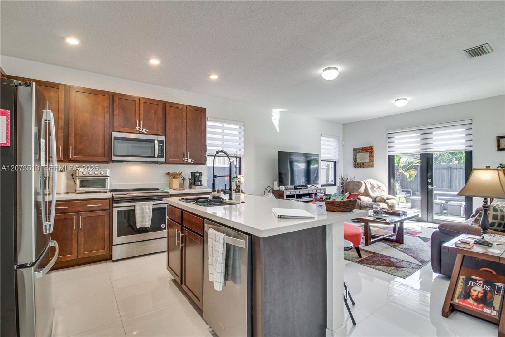 3751 SW 97th Avenue, Miami, FL 33165 – photo 2