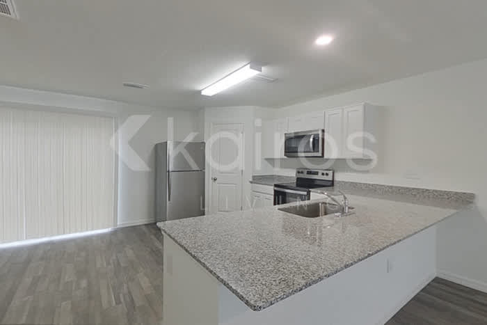 12378 Paramount Drive South – photo 4