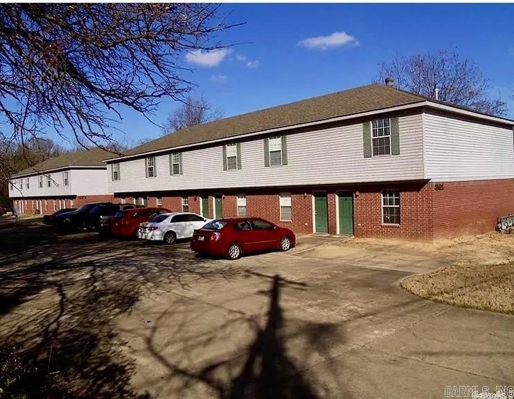 361 371 Club Road – photo 1