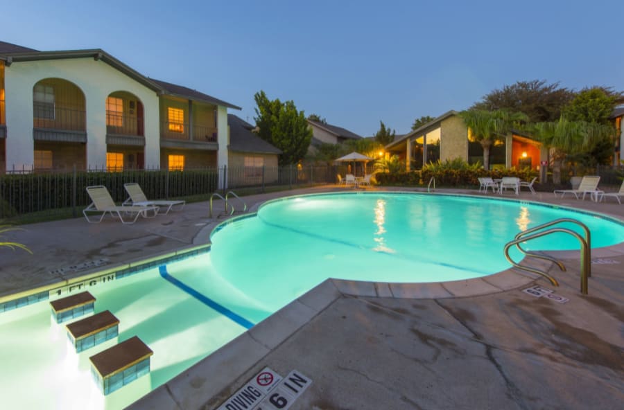 Peppertree Apartments – photo 2