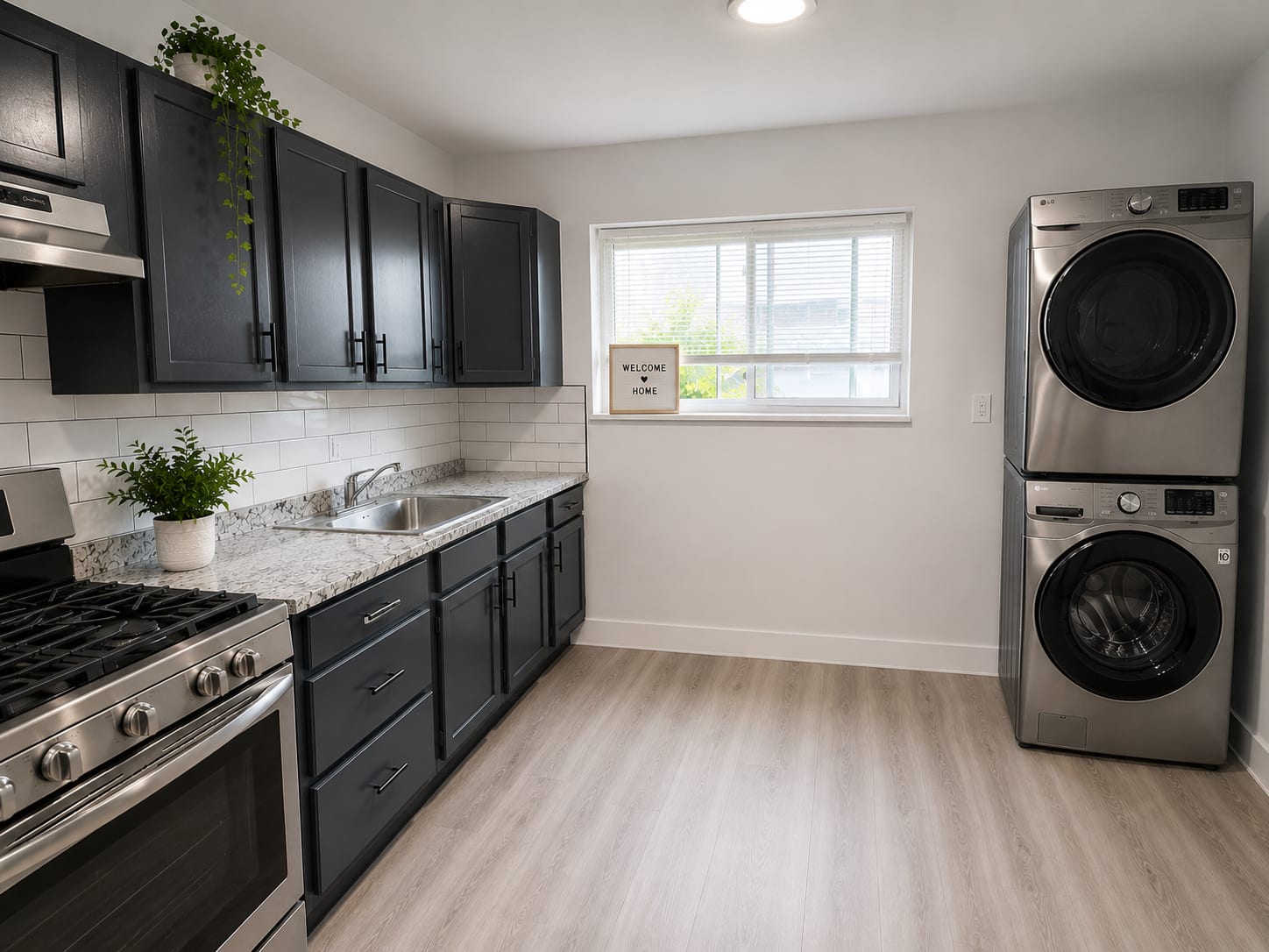 Emunah Manor Apartments – photo 2
