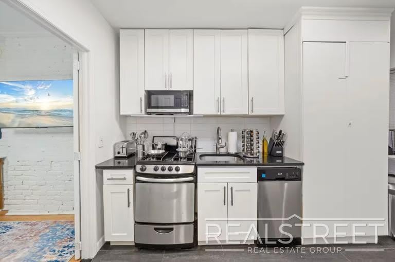 109 Madison Street – photo 4