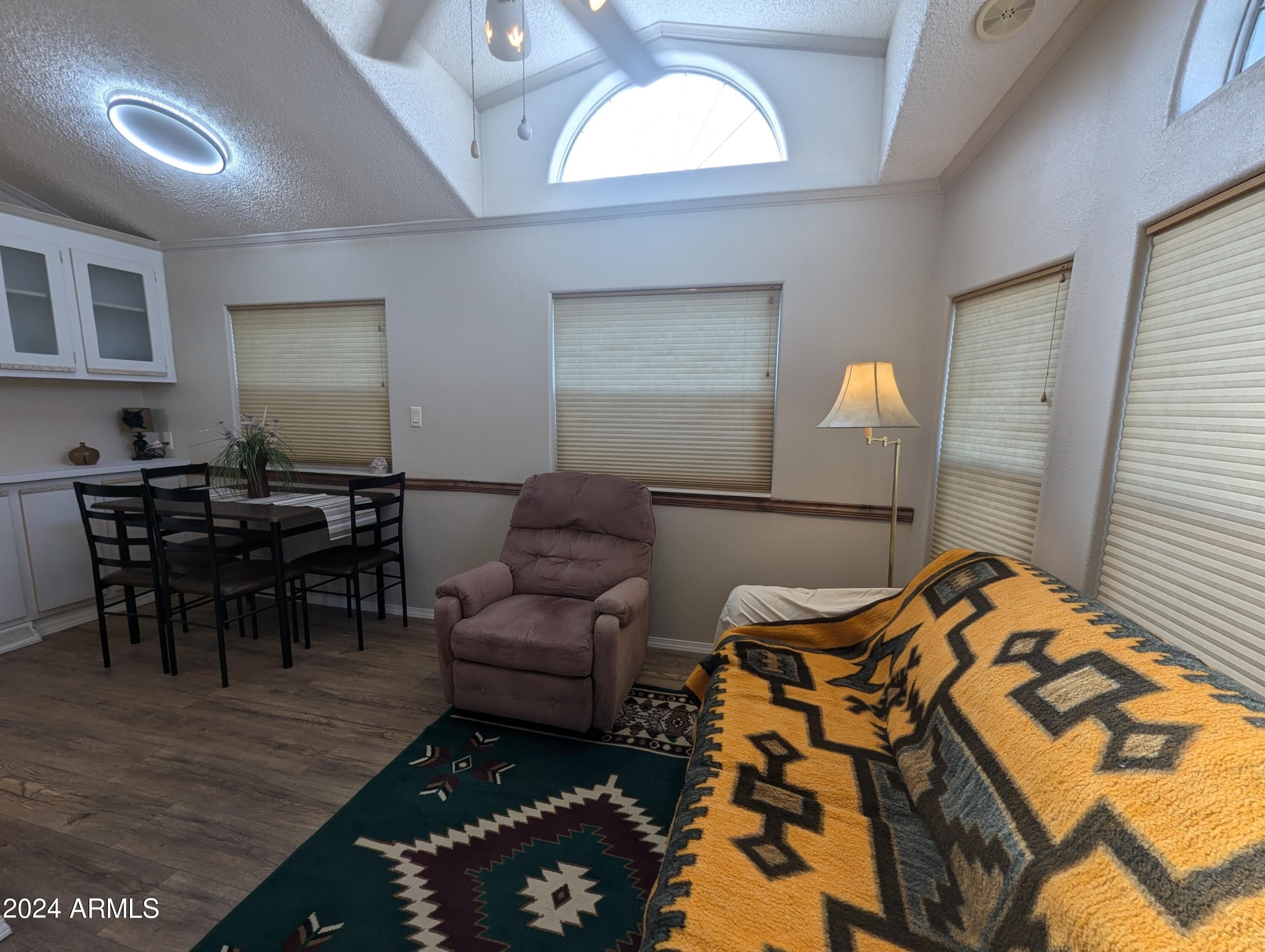 215 E PALO VERDE Lane – photo 3