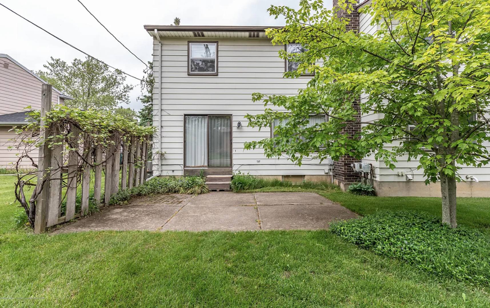 Fully Remodeled 3 Bedroom Home In East Lansing Move In Ready Section 8 Approved – photo 3
