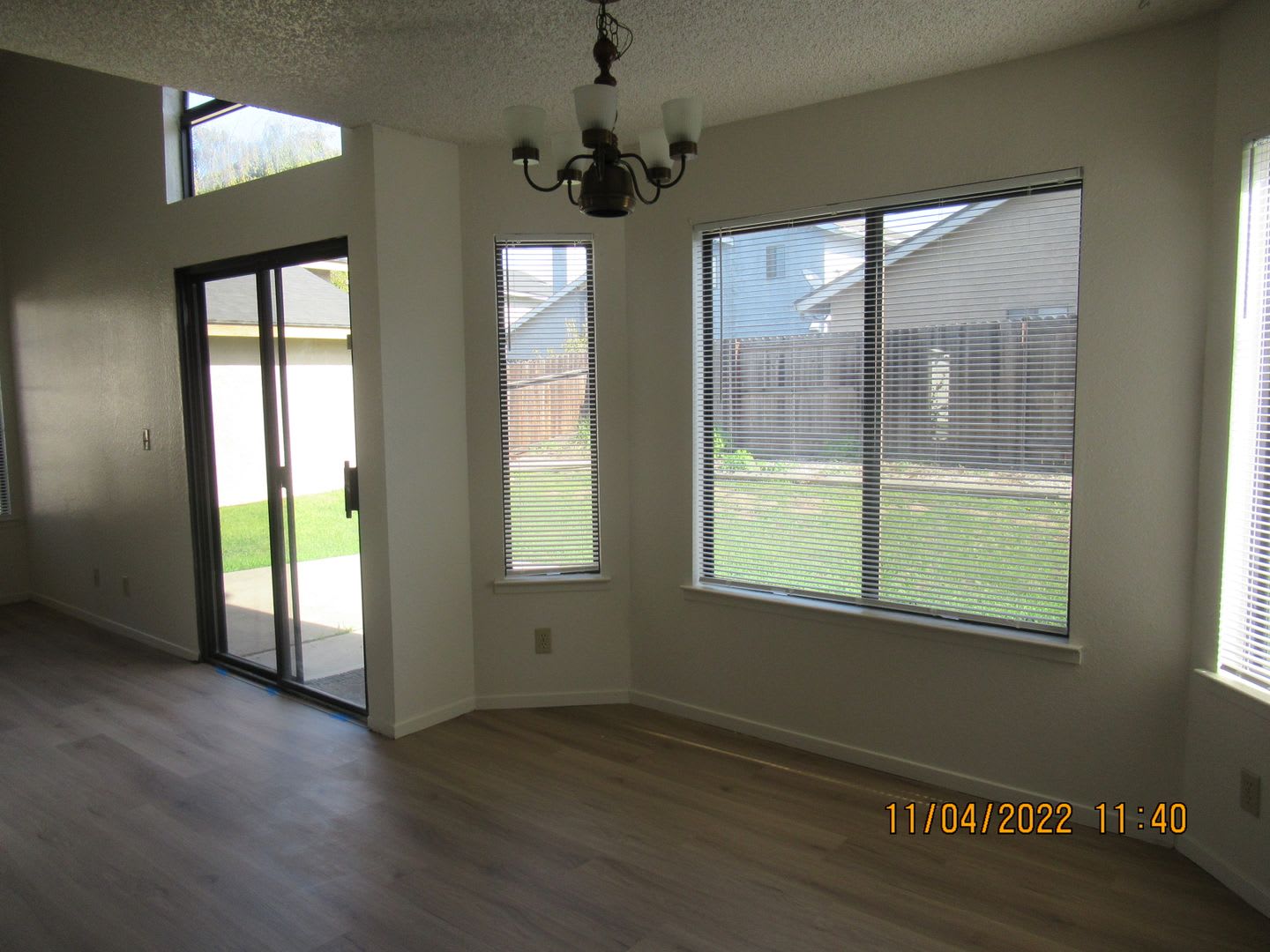 Desirable Meadows Home on Cul-De-Sac! – photo 4