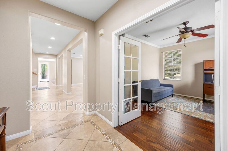 28851 Springfield Place – photo 3