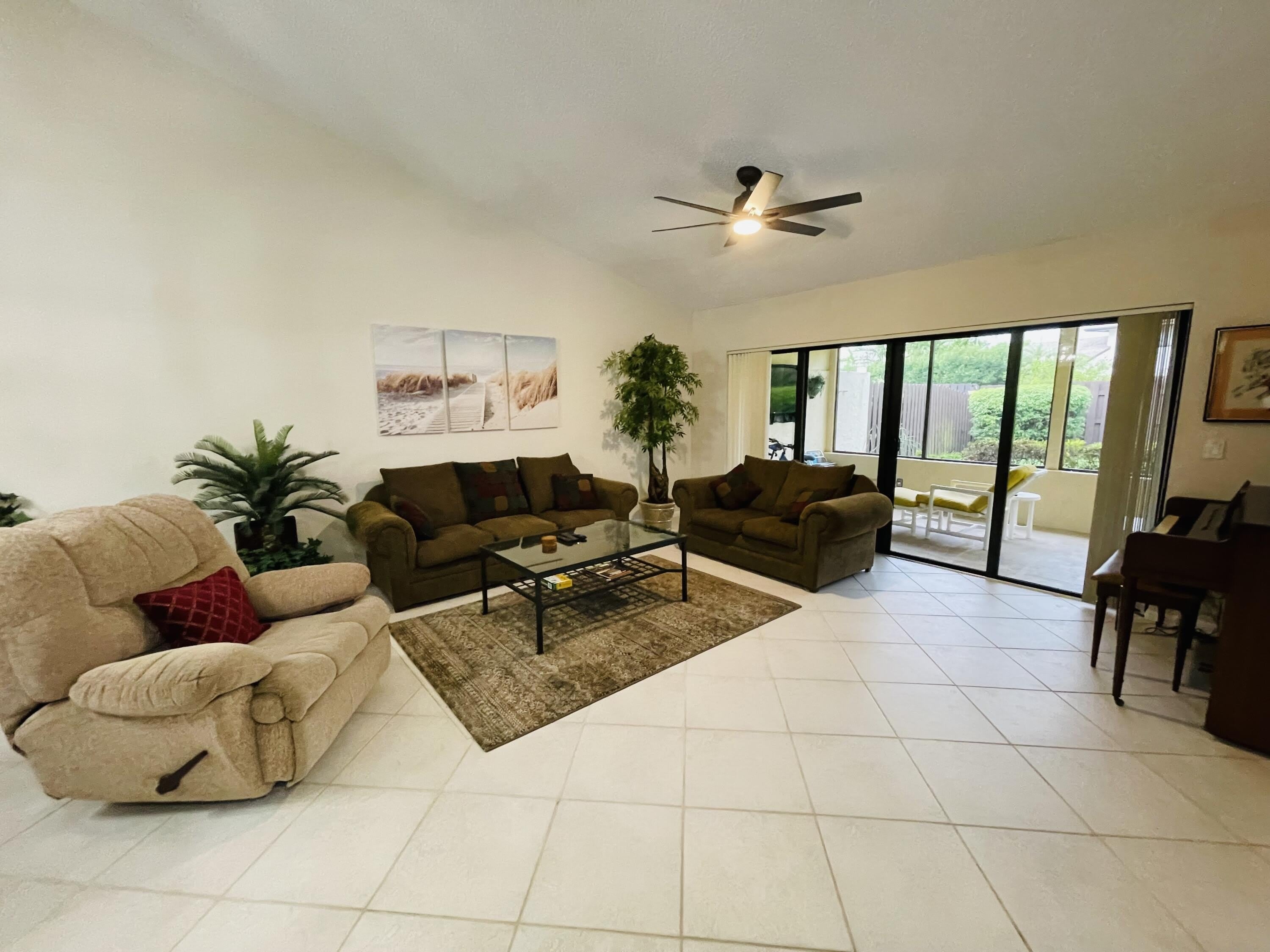 354 SW 28th Avenue – photo 3