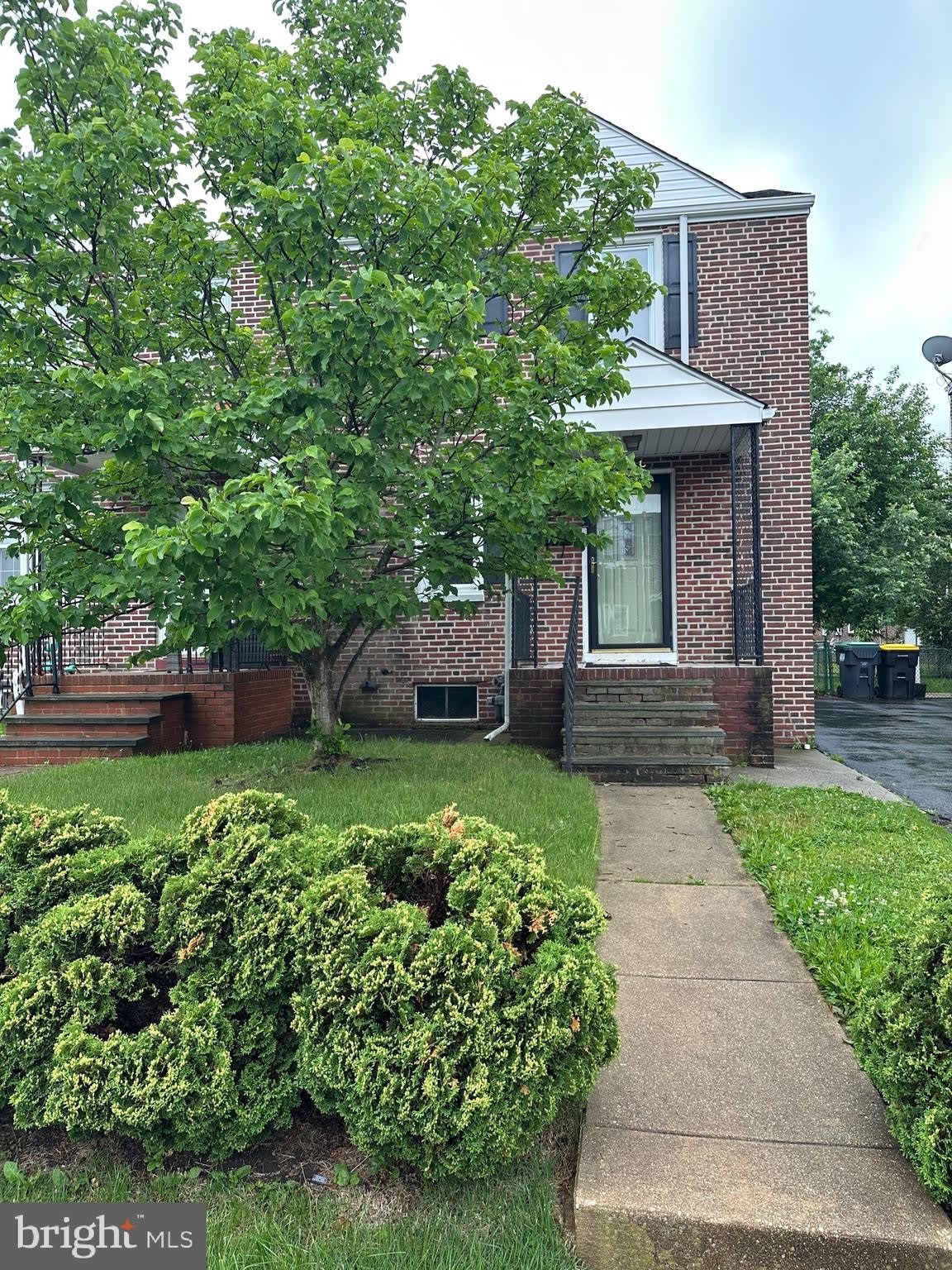 1122 COYNE Place – photo 2