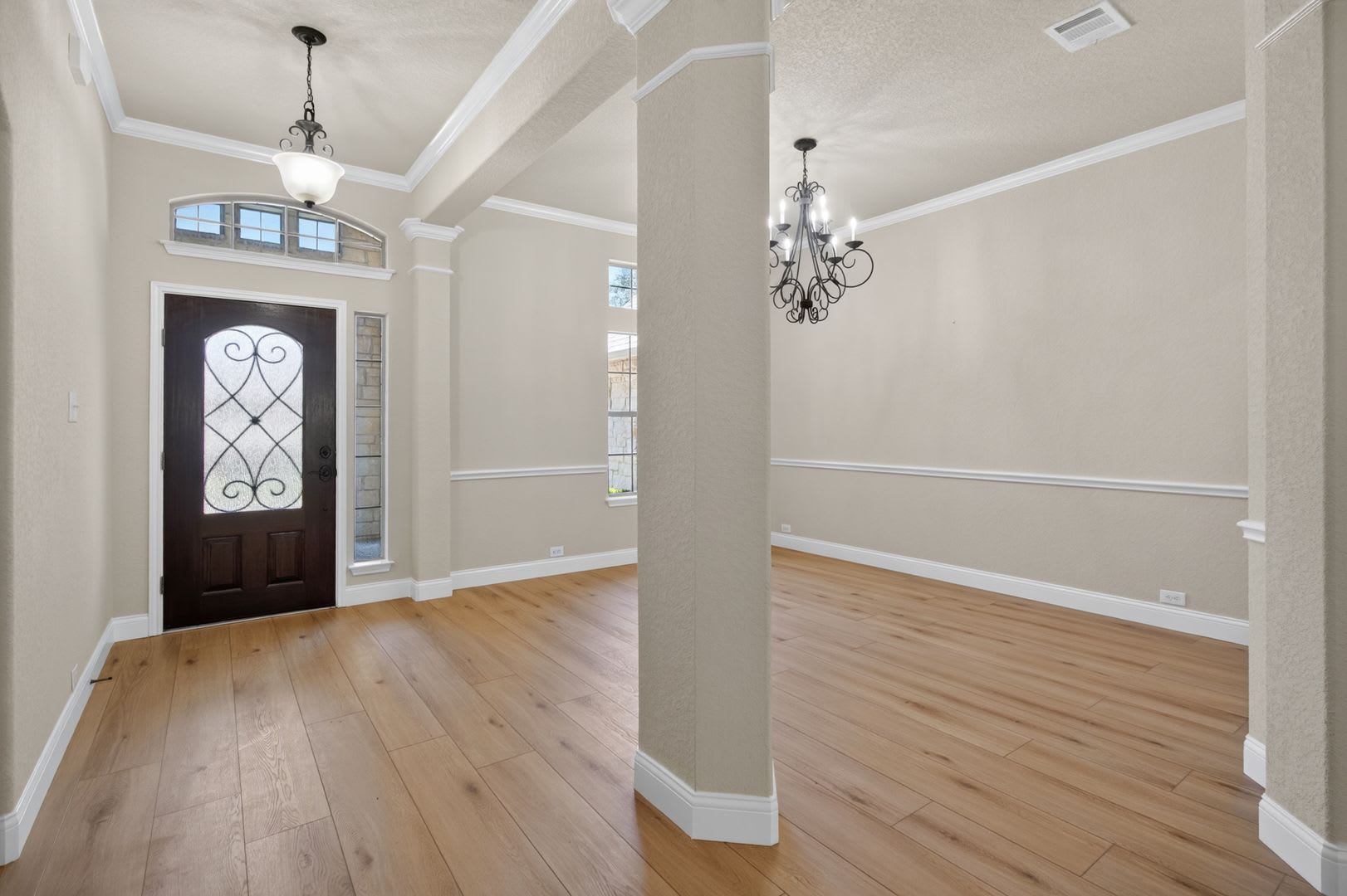 4 Bed / 3 Bath Gorgeous House for Rent! Available now! – photo 5