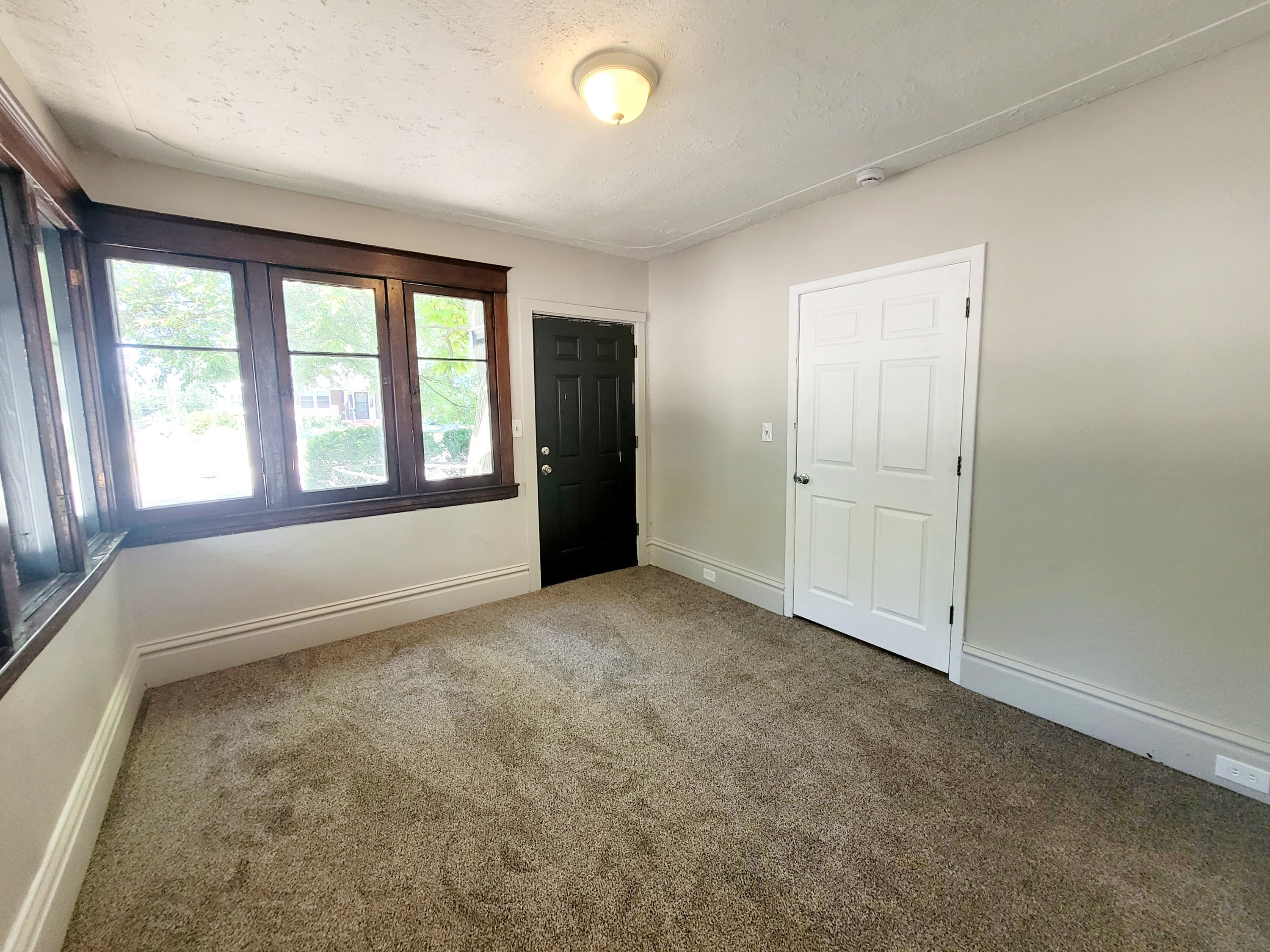 700 Prince Street Southeast – photo 4