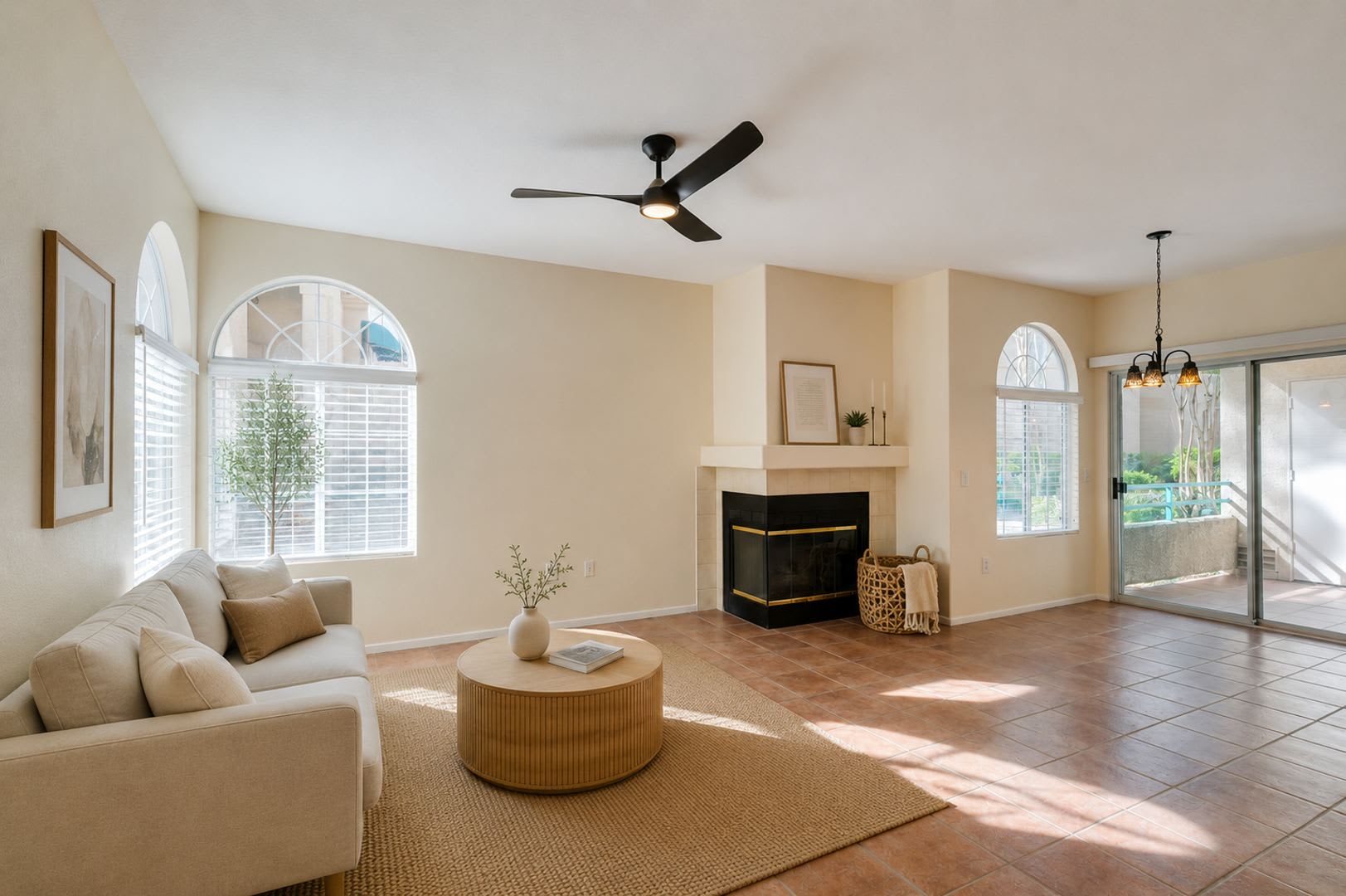 * MOVE IN SPECIAL AVAILABLE *Charming First-Floor Condo with Resort-Style Amenities – photo 5