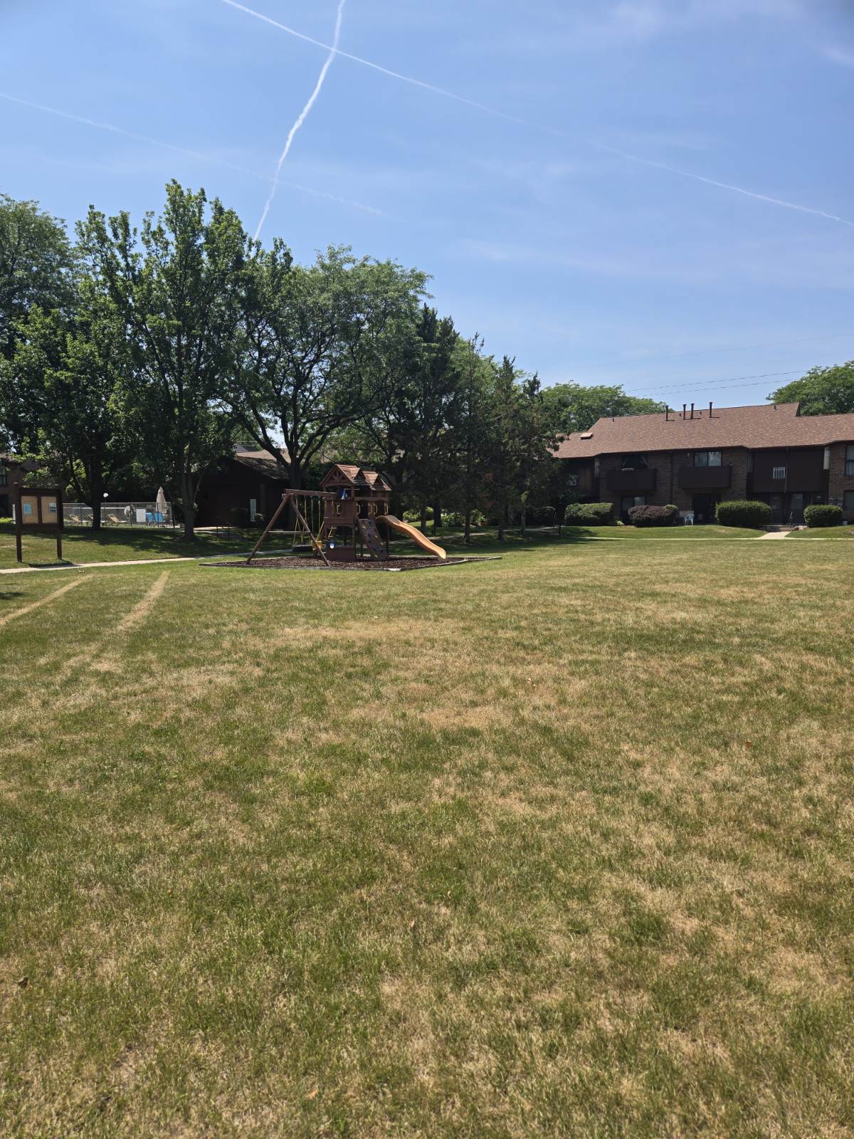 9020 North Park Plaza Court – photo 4