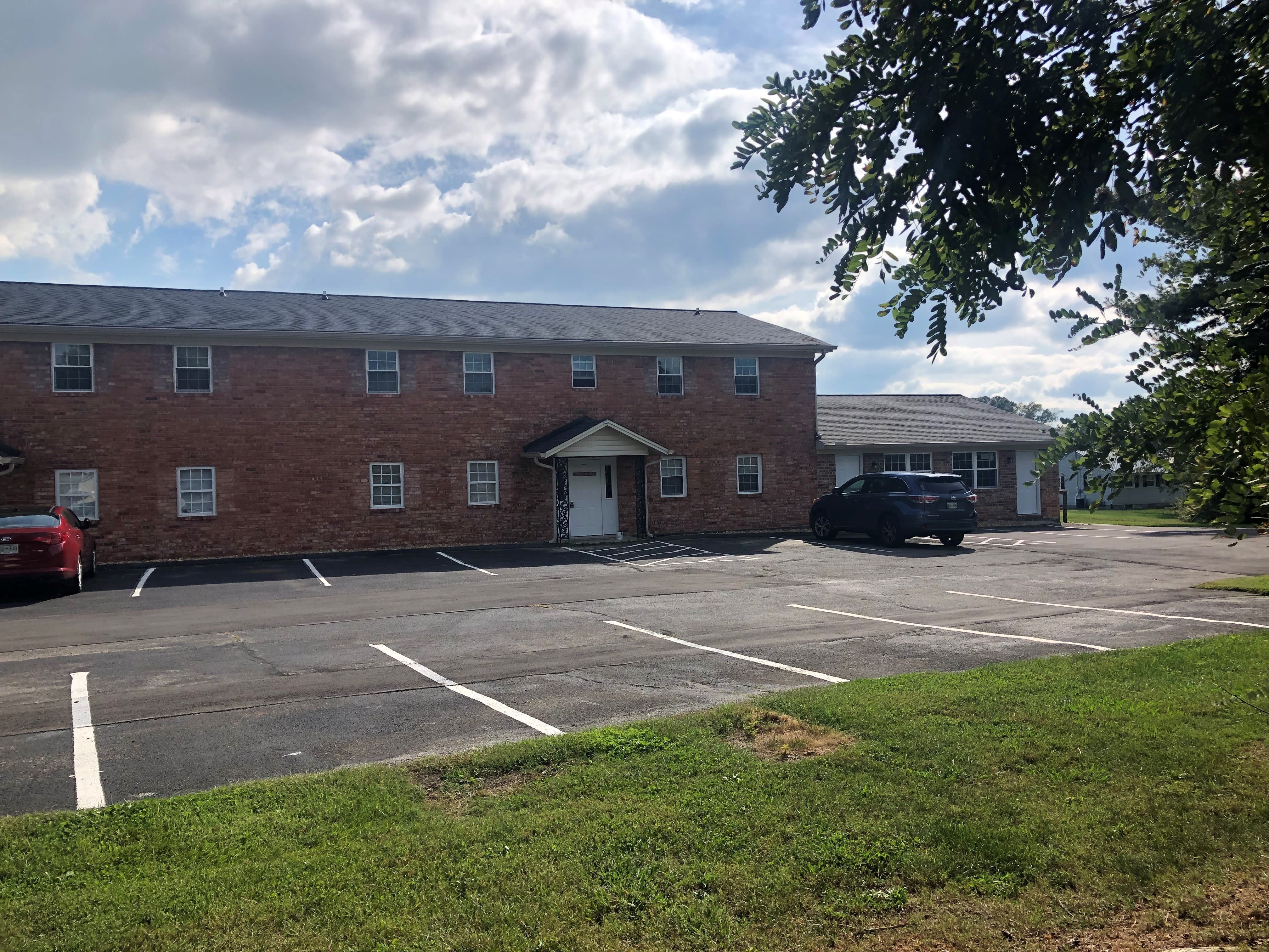 539 E Morgan St – photo 3