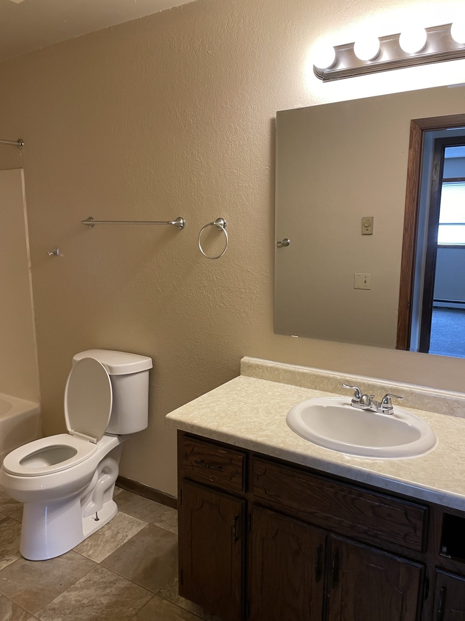 45 14th Ave Ne – photo 5