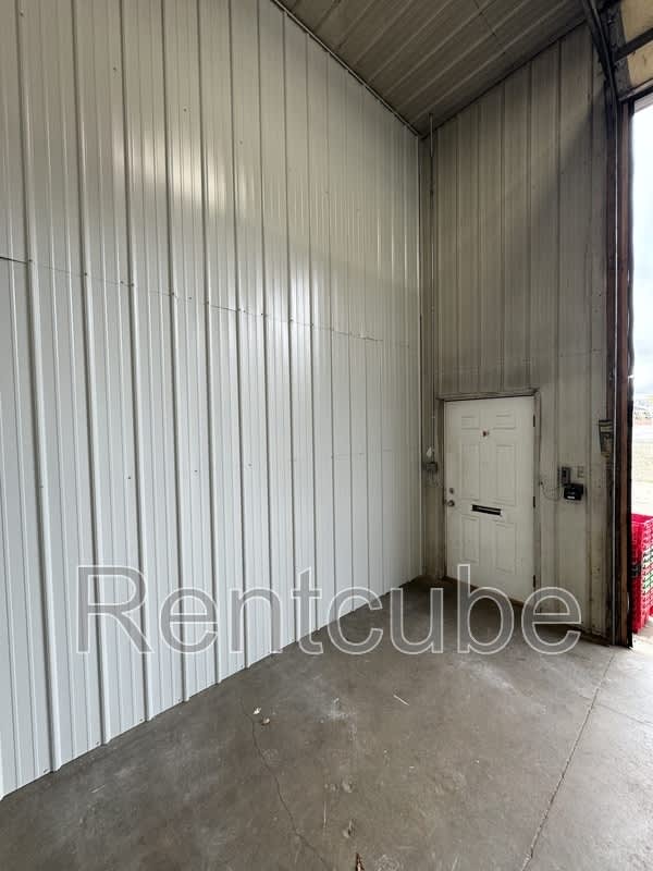 1745 JFK Rd – photo 3