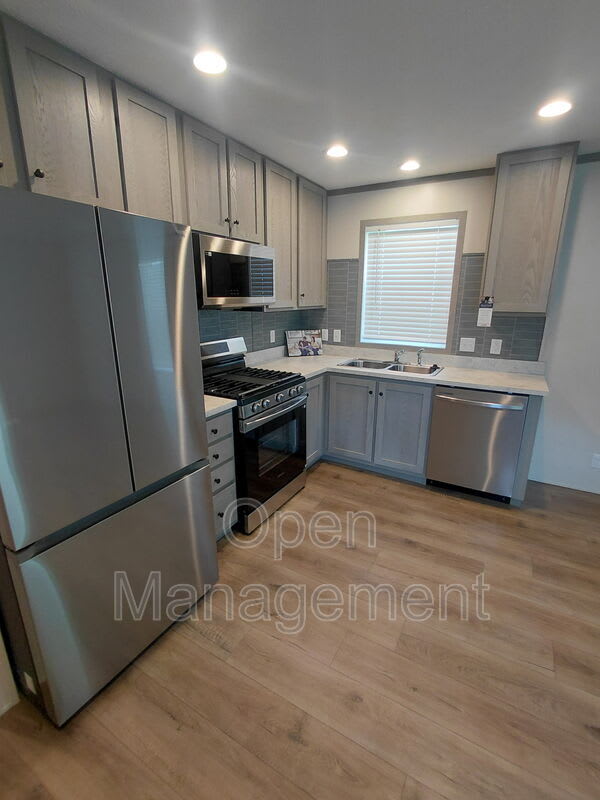 272 Kathy Circle – photo 5
