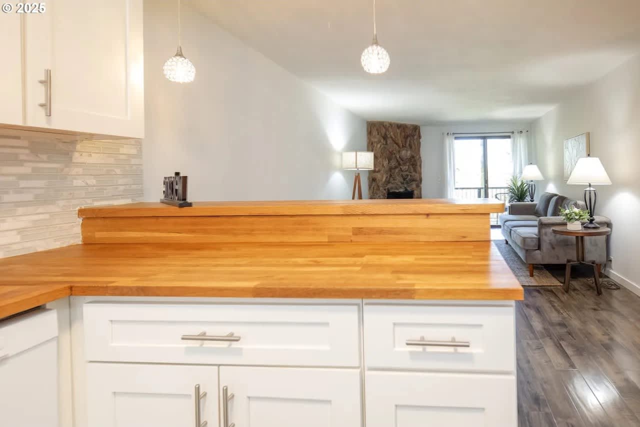 2691 Woodstone Place – photo 4