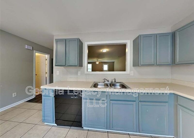 407 Maple Way – photo 3