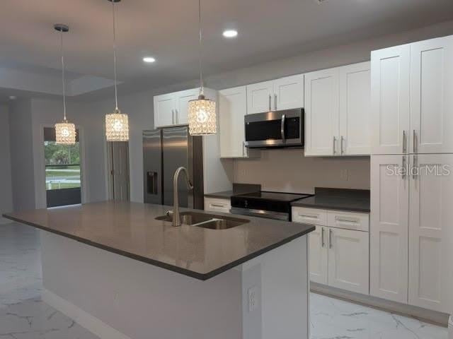 744/746 EISENHOWER Boulevard – photo 5