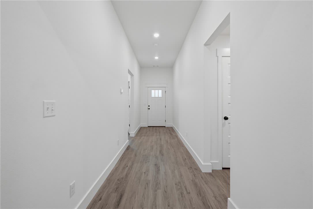 5127 Vista Avenue – photo 4