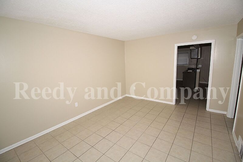 4041 Hitchcock St – photo 5