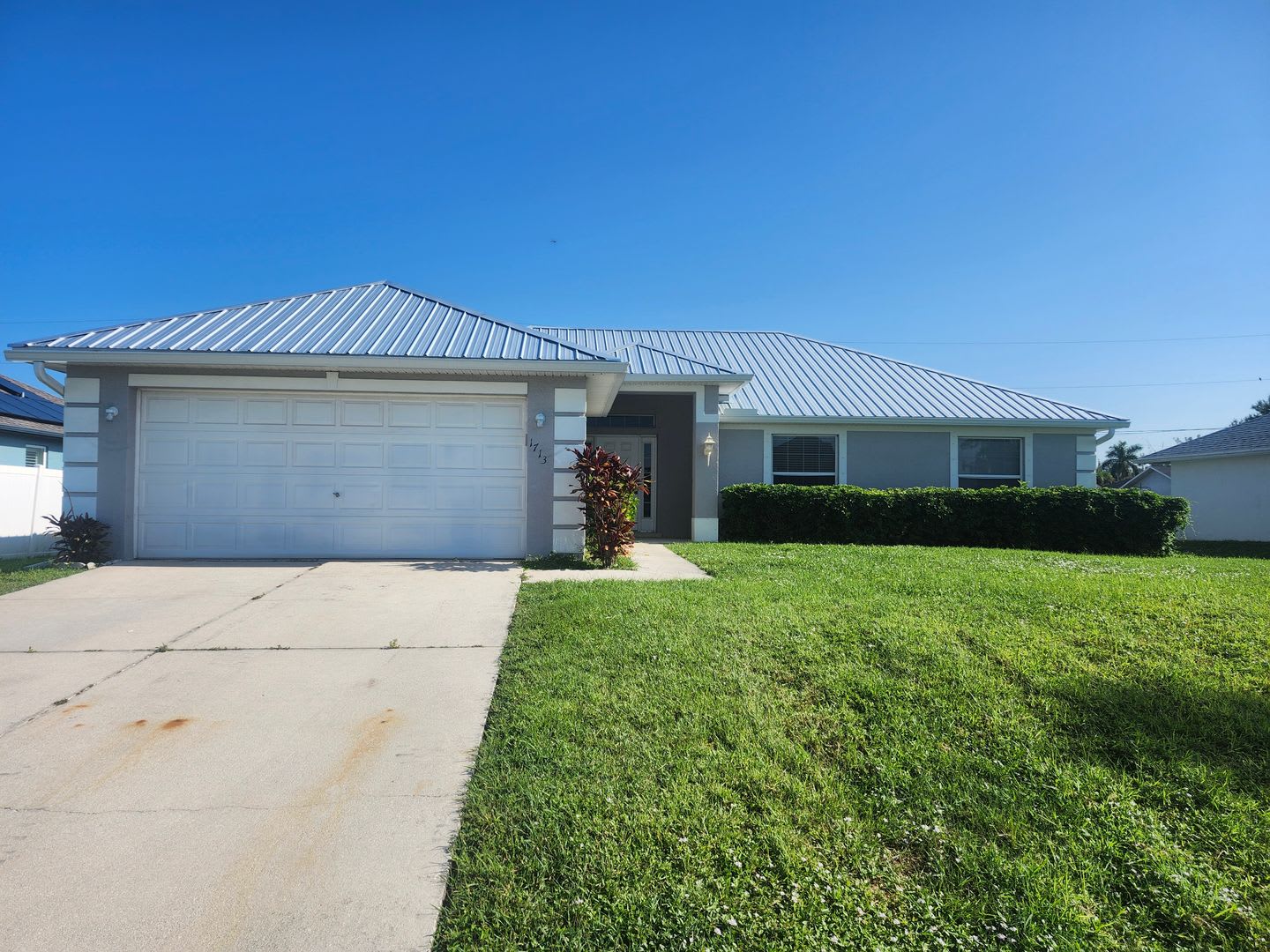 4 bedroom off Chiquita Close to Pine Island Road – photo 3