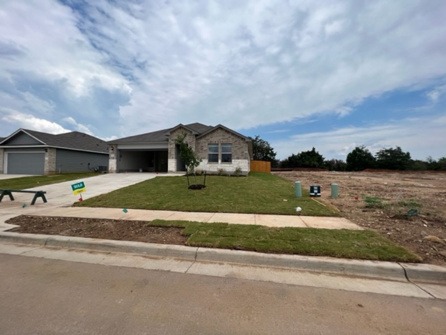 6917 Guadalupe Rd. – photo 2