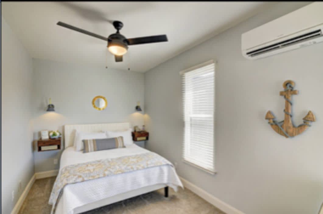 350 Terrace AveA – photo 4