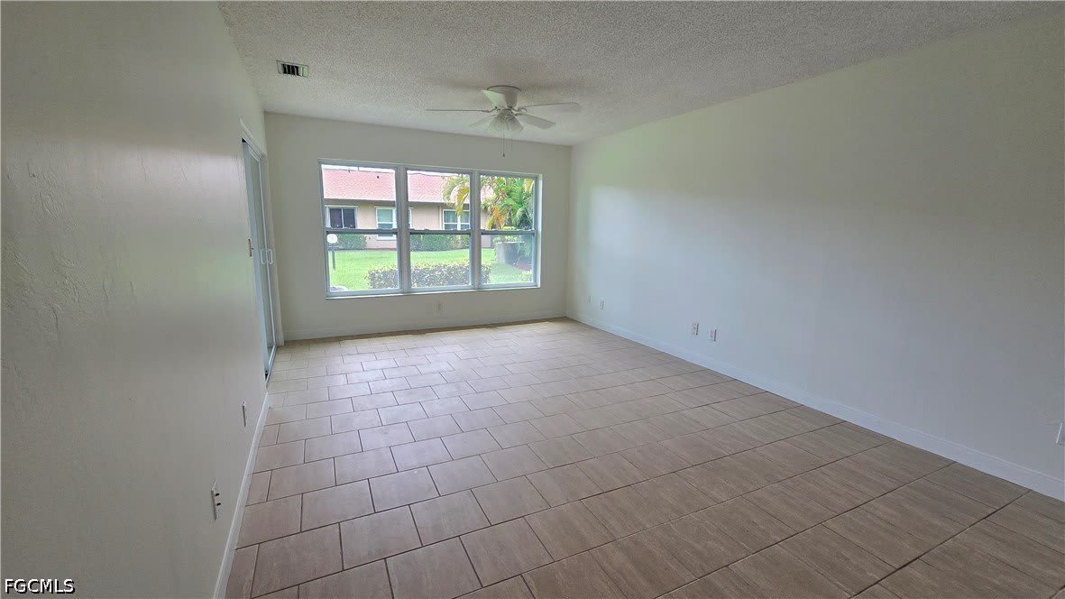4624 SE 6th Avenue – photo 3