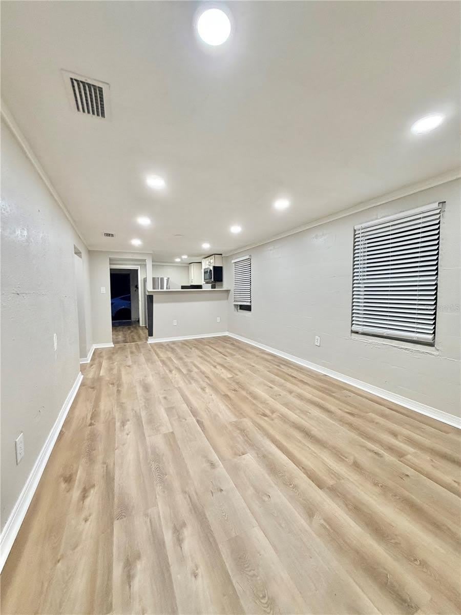 1103 GRANT Avenue – photo 2