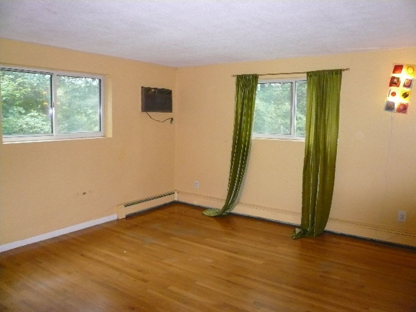 Spacious unit with amazing location in Newton Corner available 9/1/26 GREAT VALUE! – photo 4