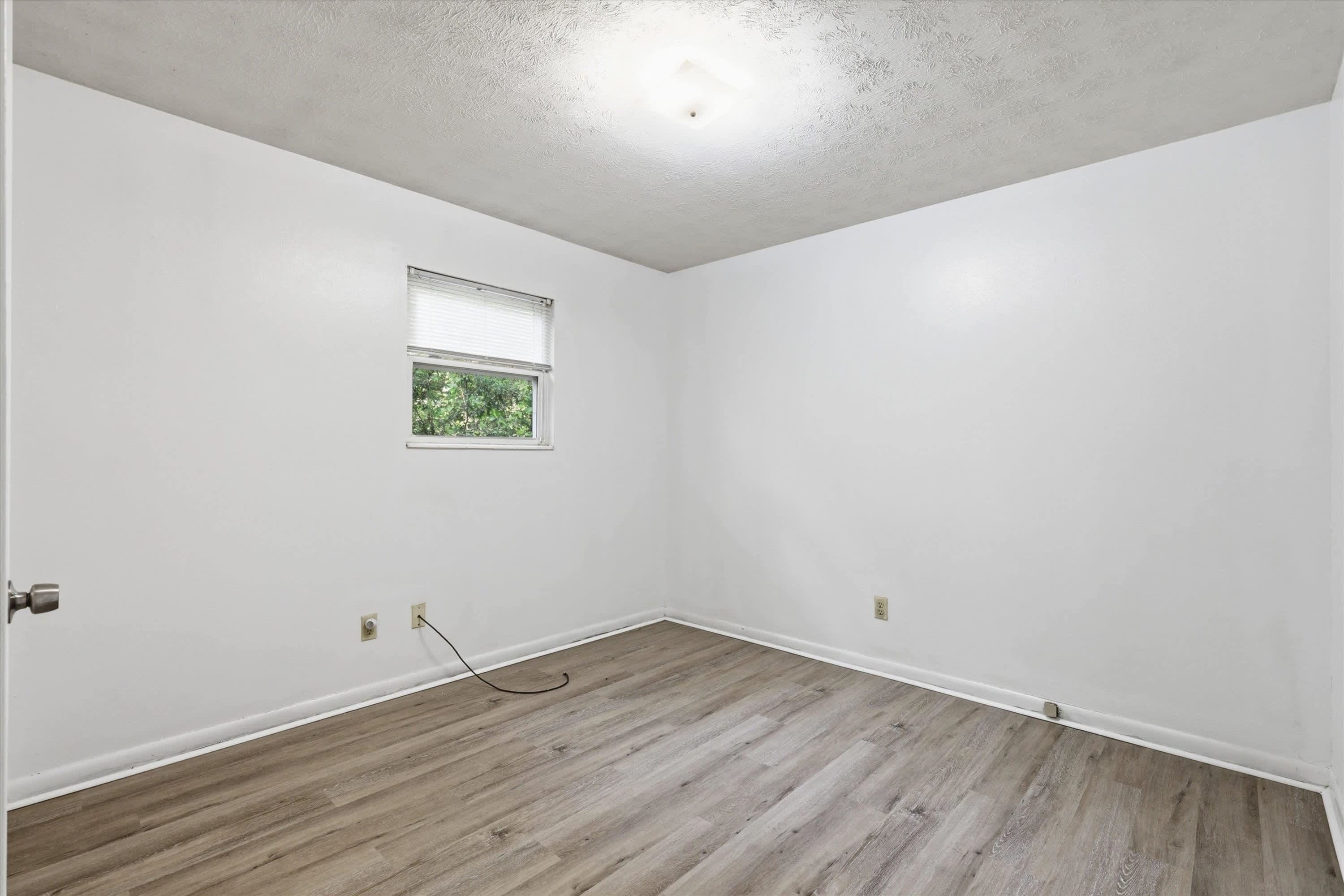 2724 Lake Henrietta Street – photo 3