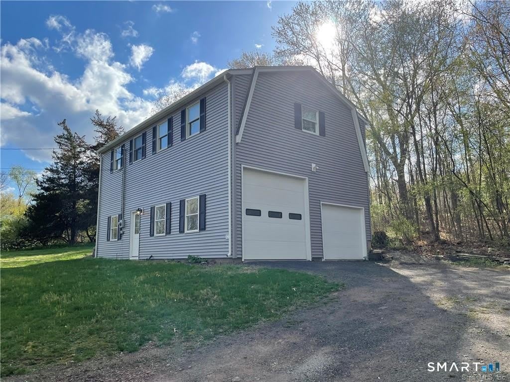 1594 N Broad Street – photo 3